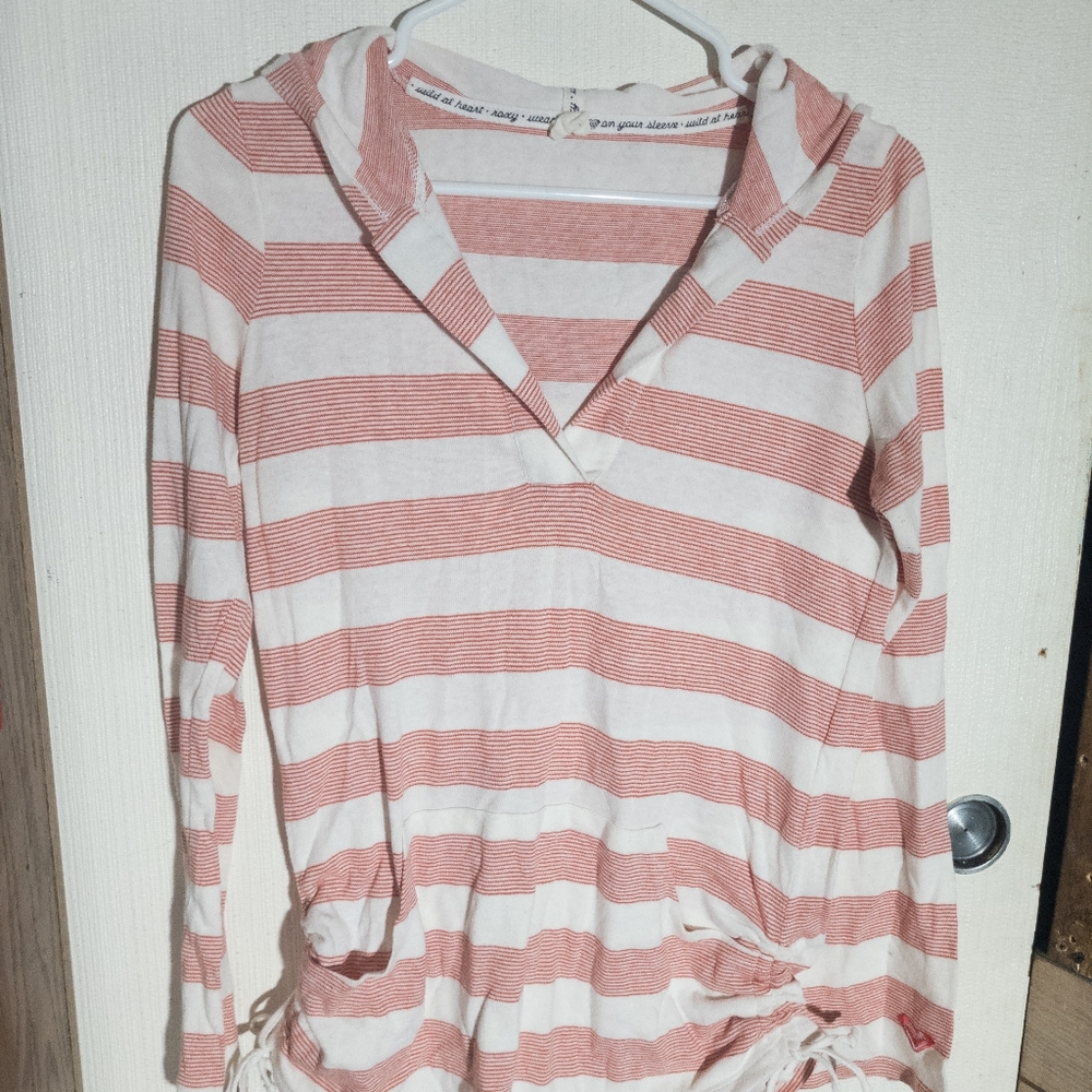 Roxy hooded shirt